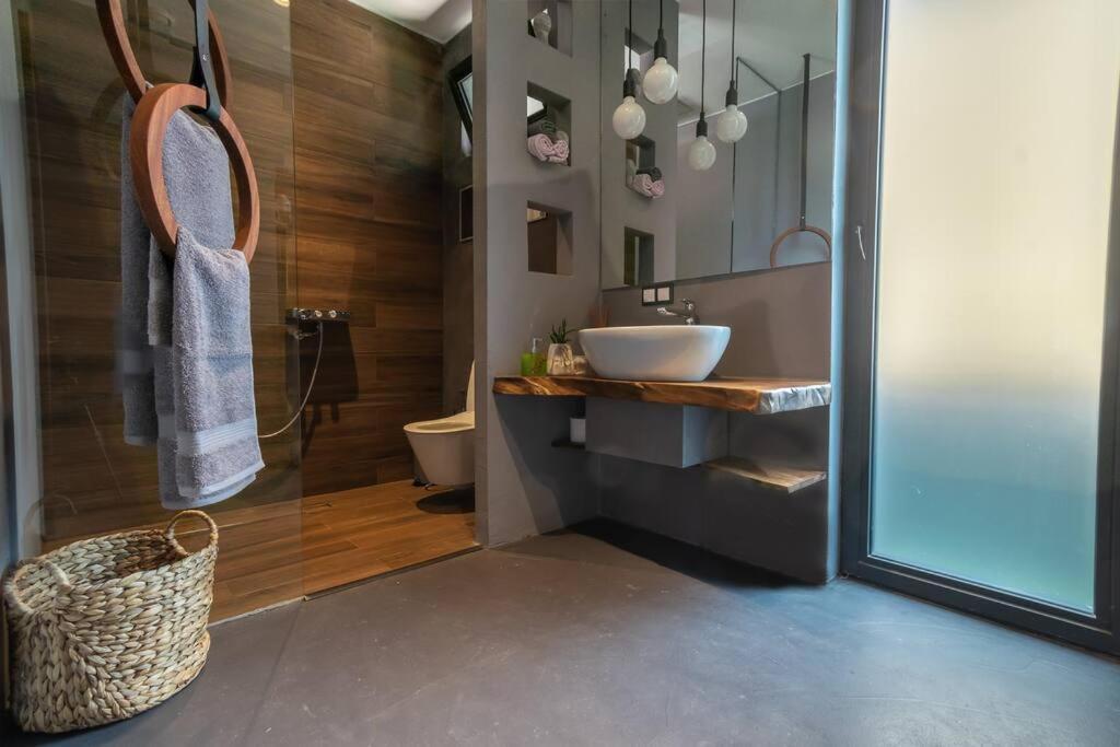 Top Central Design, 2 Bedroom, Ndk, Free Secured Parking Sofia Eksteriør billede